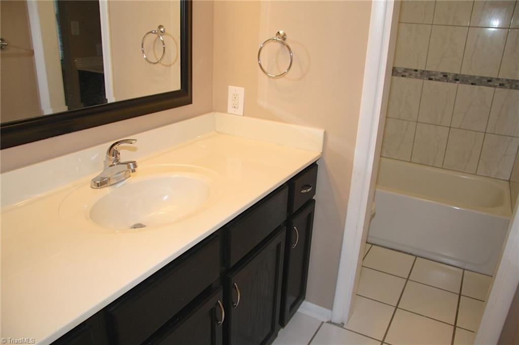 7701 Penns Grove Road Summerfield, NC 27358 - Photo 18 of 30 Gallery Image 18