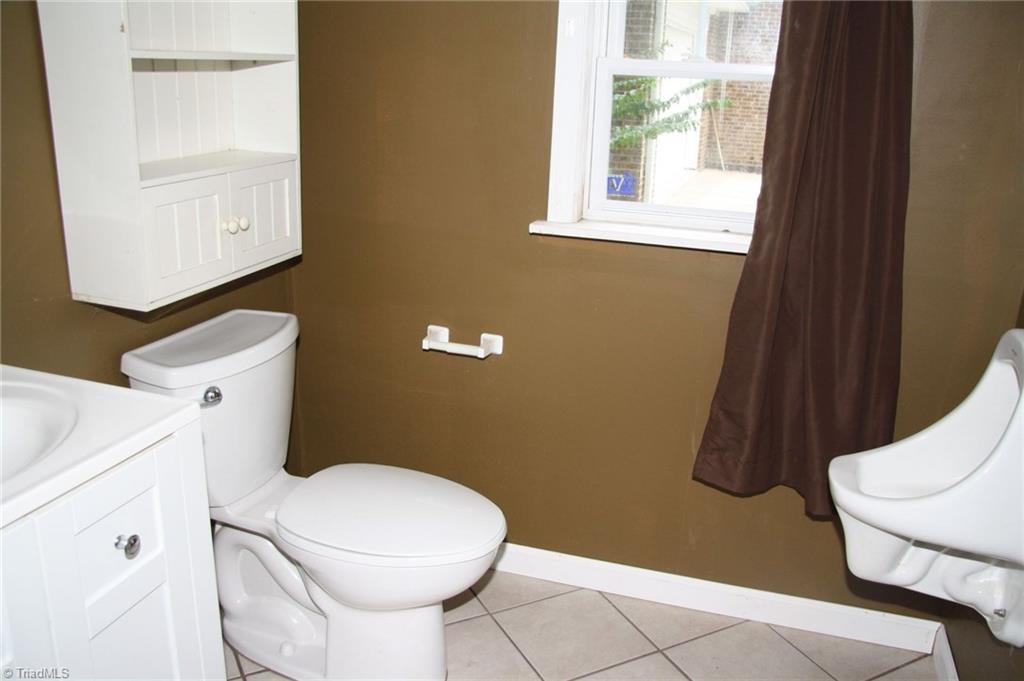 7701 Penns Grove Road Summerfield, NC 27358 - Photo 29 of 30 Gallery Image 29