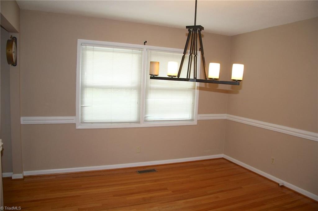 7701 Penns Grove Road Summerfield, NC 27358 - Photo 5 of 30 Gallery Image 5