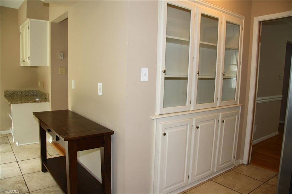 7701 Penns Grove Road Summerfield, NC 27358 - Photo 9 of 30 Gallery Image 9