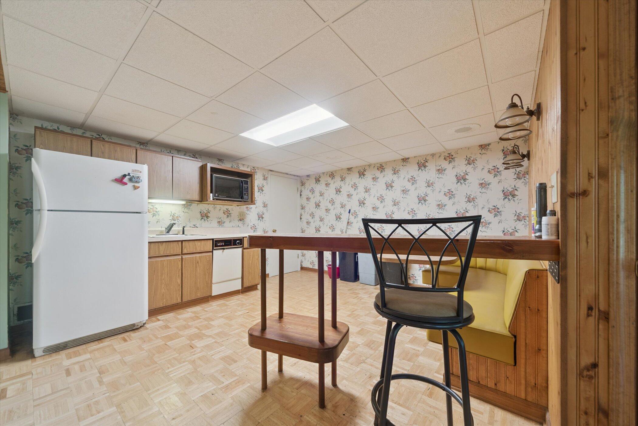 7272 Huff Road Bellevue, MI 49021 - Photo 30 of 40 30-7272-Huff-Rd-Bellevue-MI-49021-Window