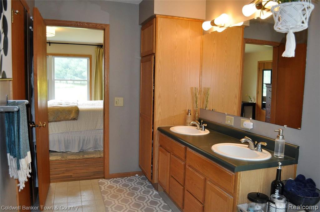 7853 Munsell Road Howell, MI 48843 - Photo 16 of 43