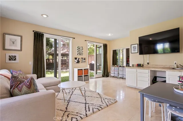 $16,000 | 3210 North Ardmore Avenue, Manhattan Beach, CA 90266