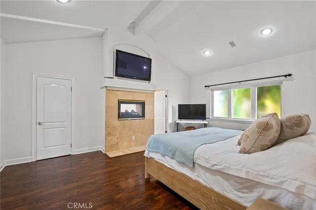 $16,000 | 3210 North Ardmore Avenue, Manhattan Beach, CA 90266