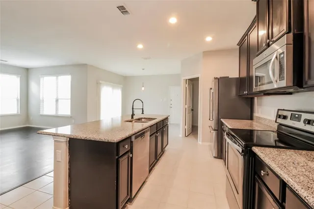 $2,520 | 809 Hartsfield Street, Aubrey, TX 76227