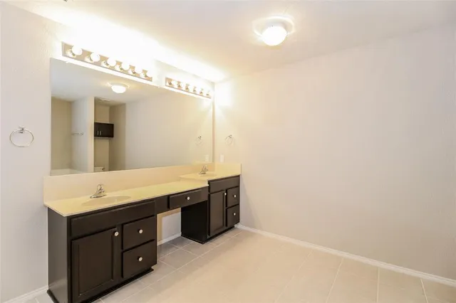 $2,520 | 809 Hartsfield Street, Aubrey, TX 76227