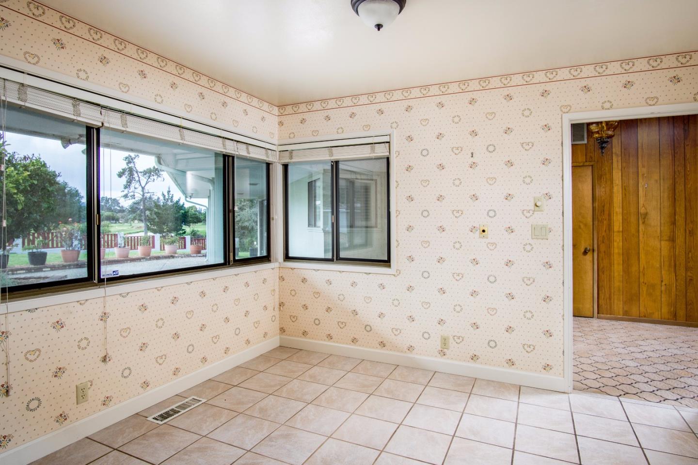 1276 Sylvan Road Monterey, CA 93940 - Photo 13 of 26 Gallery Image 13