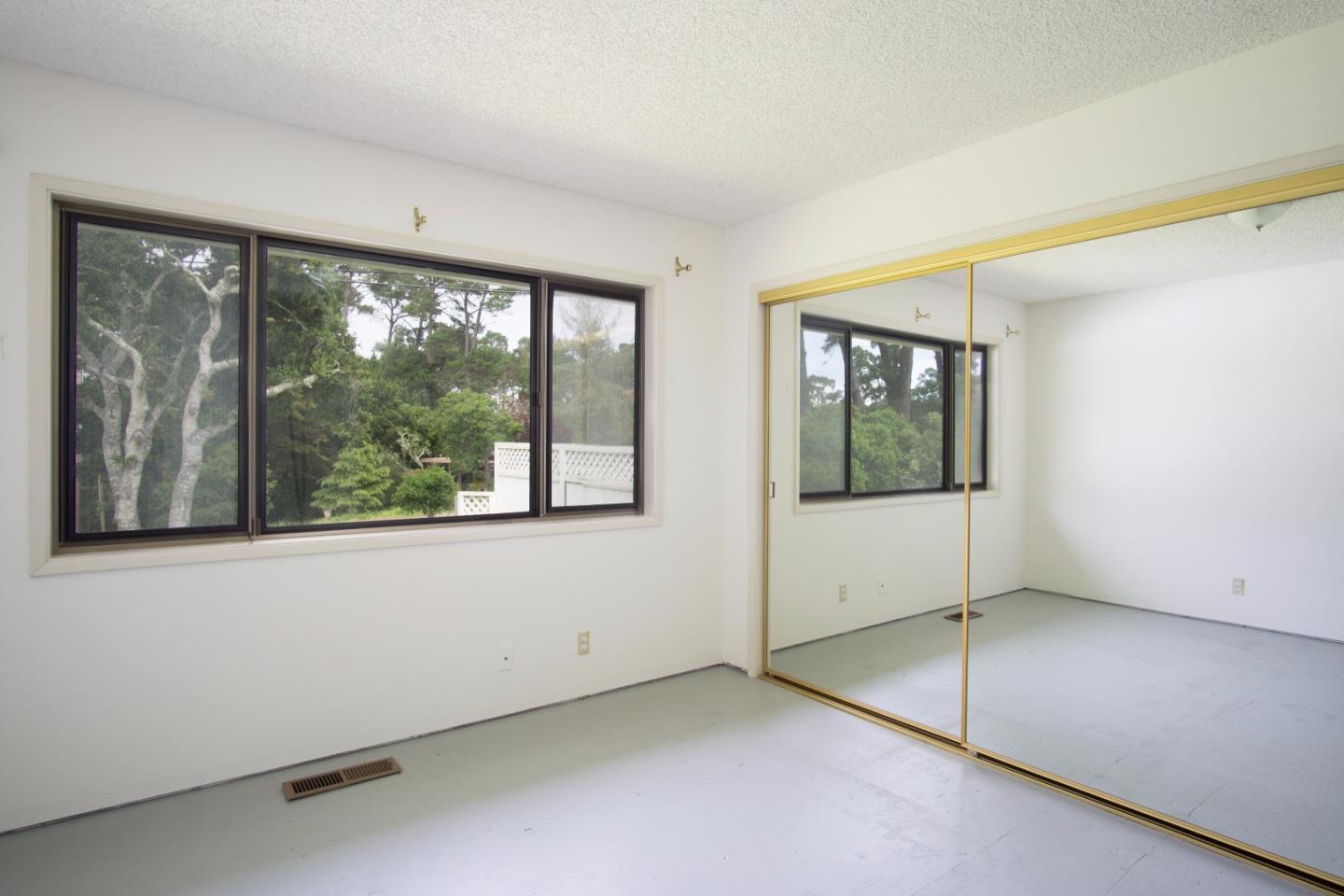 1276 Sylvan Road Monterey, CA 93940 - Photo 18 of 26 Gallery Image 18