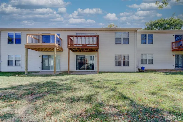 $155,000 | 97 Sugar Bend Court, St. Peters, MO 63376