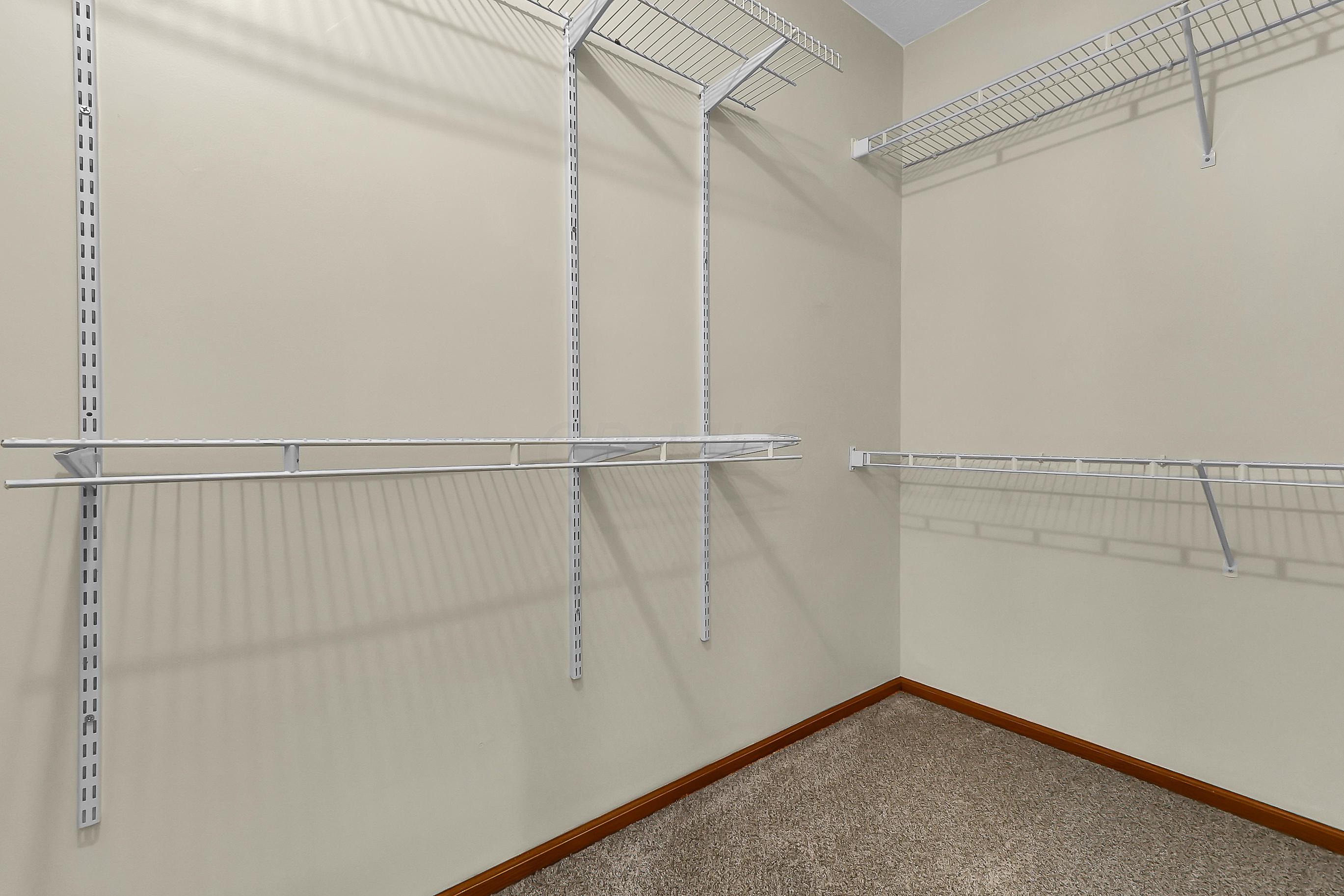 3563 Raflin Drive Columbus, OH 43231 - Photo 17 of 29 Gallery Image 17