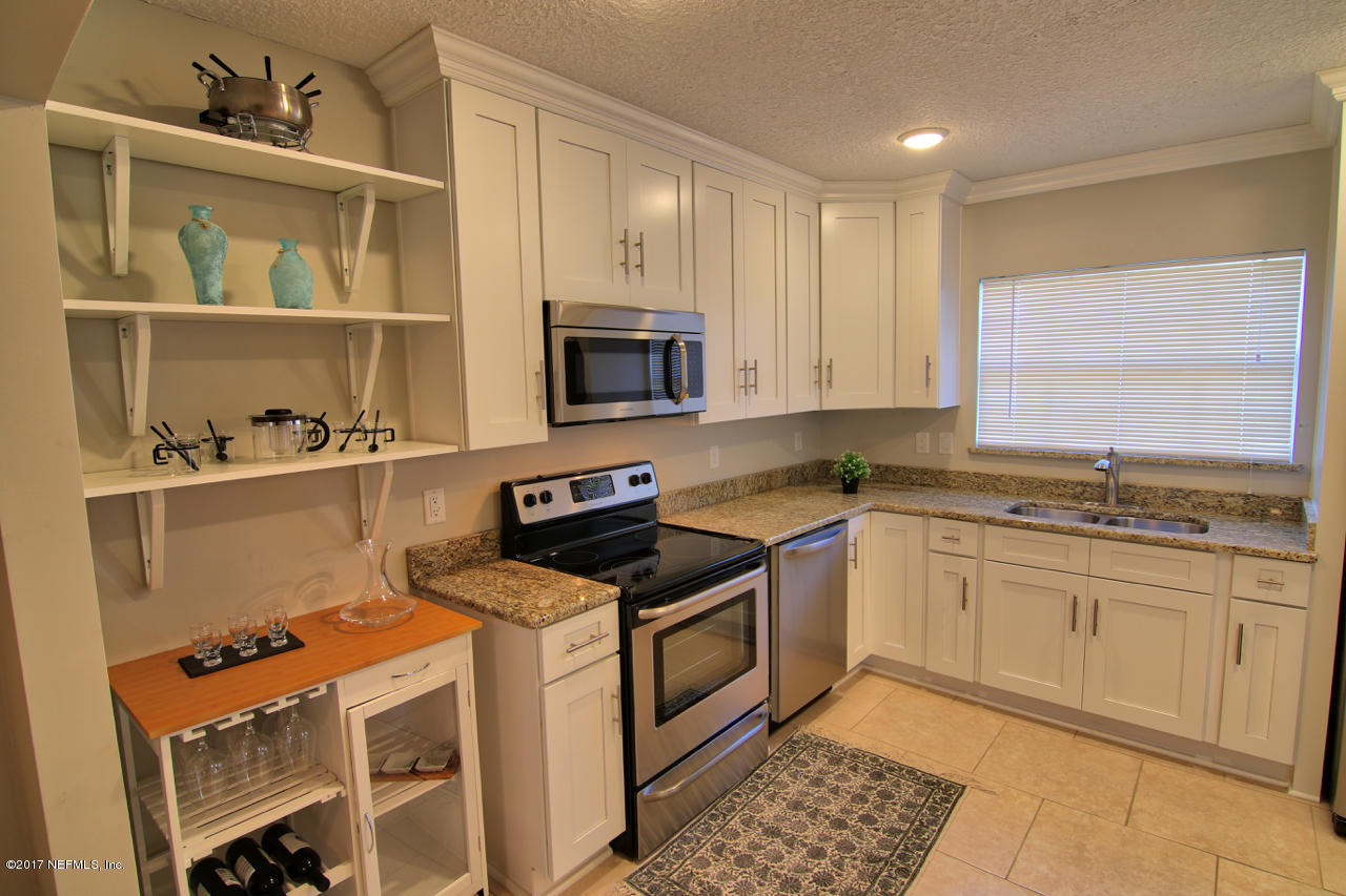 9735 Leahy Road Jacksonville, FL 32246 - Photo 7 of 34 7