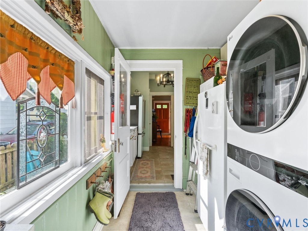 1812 Seddon Road Richmond, VA 23227 - Photo 26 of 56 Functional utility area featuring a stacked washer