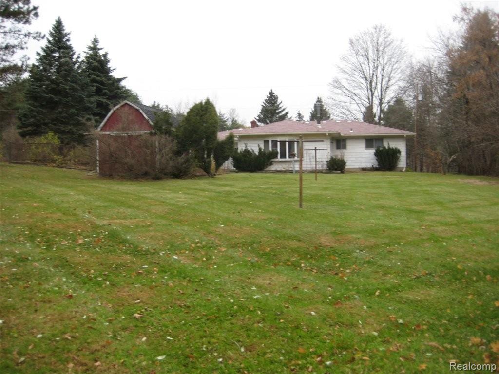 824 East Romeo Road Oakland, MI 48363 - Photo 2 of 16 2-House Rear.jpg