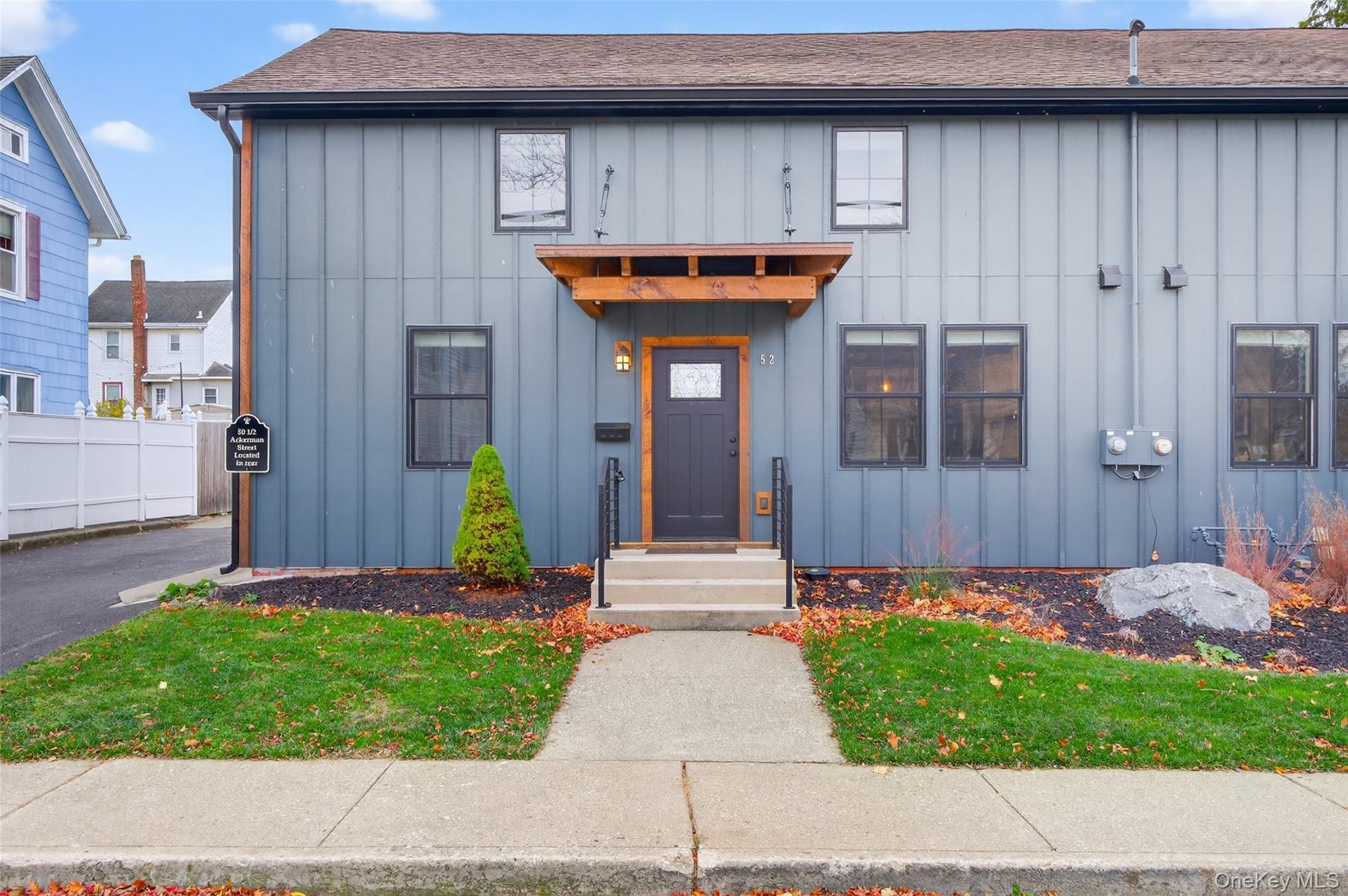 a view of a pathway of a house