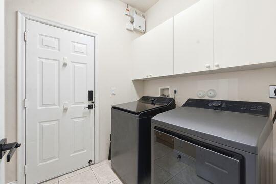 11131 Laurel Walk Road Wellington, FL 33449 - Photo 33 of 41 Laundry Room
