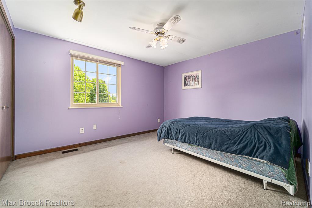 3906 Westlyn Road Lake Orion, MI 48359 - Photo 9 of 21
