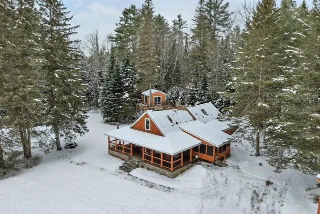 $575,000 | 264 Wing Road, Bethlehem, NH 03574