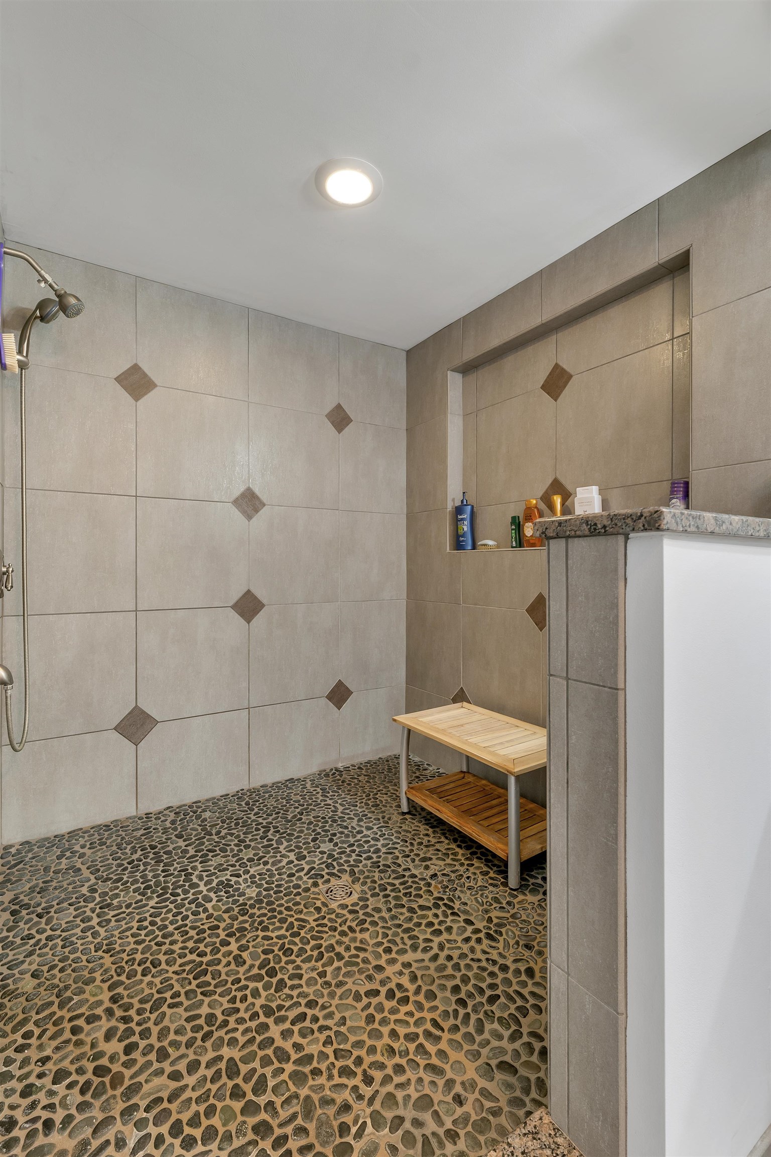 264 Wing Road Bethlehem, NH 03574 - Photo 41 of 58