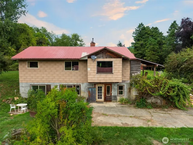 $1,950,000 | 25193 Walker Valley Road, Mount Vernon, WA 98274