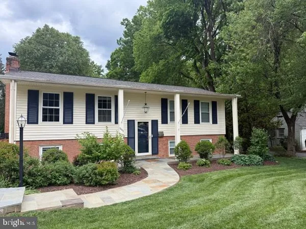 a house that has a lot of plants in it