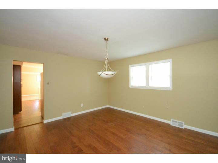 628 Meadowlark Road Eagleville, PA 19403 - Photo 7 of 25 Dining Room
