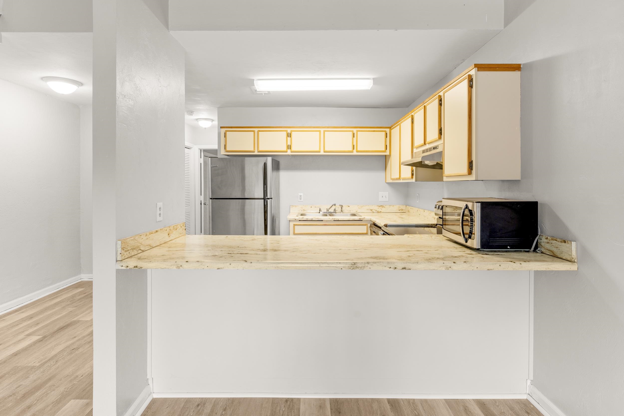 1828 Jackson Bluff Road, Unit D Tallahassee, FL 32304 - Photo 17 of 35 Gallery Image 17