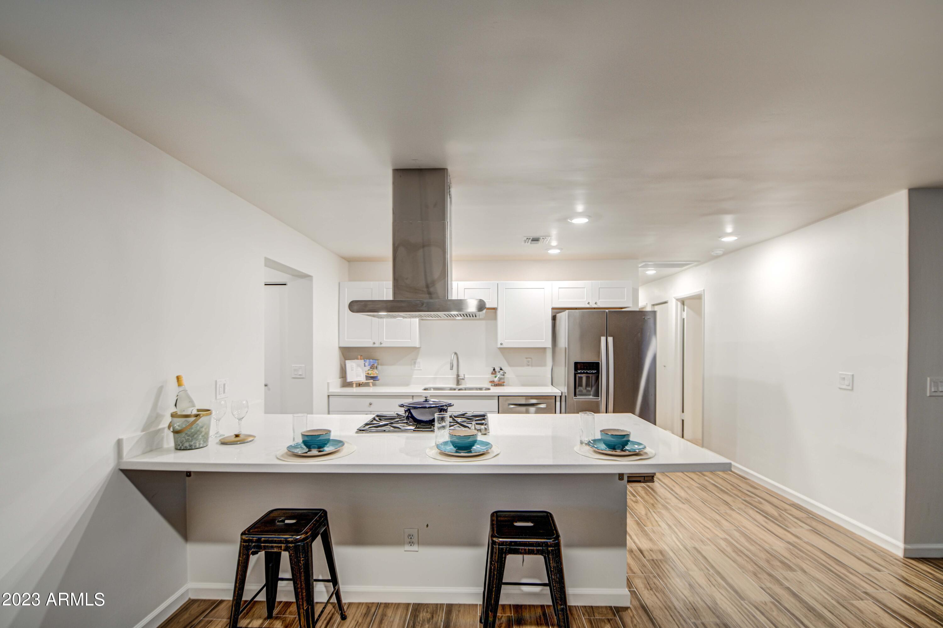 1302 East Pecan Road Phoenix, AZ 85040 - Photo 15 of 37 Kitchen 7