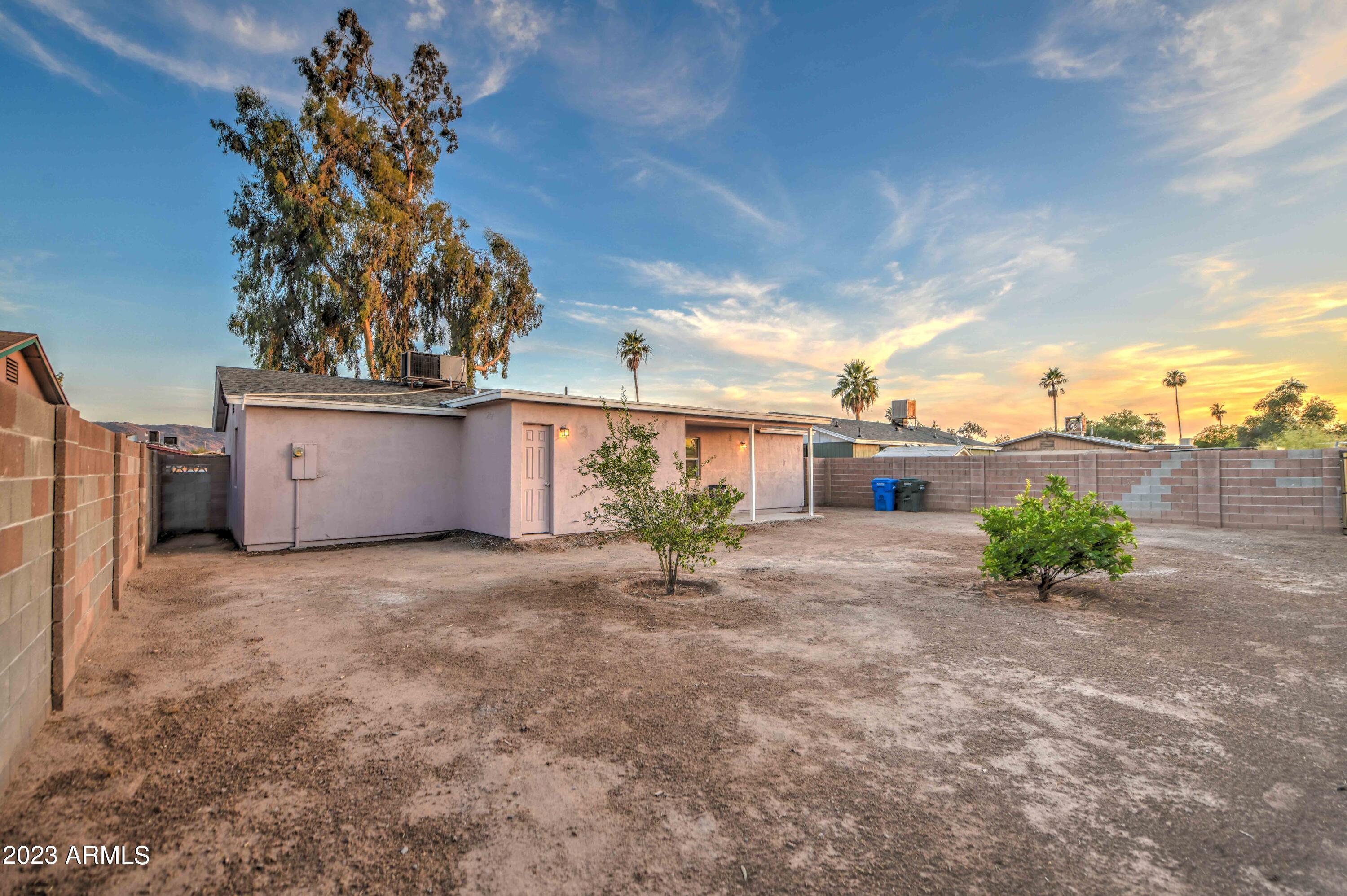 1302 East Pecan Road Phoenix, AZ 85040 - Photo 36 of 37 Rear 5