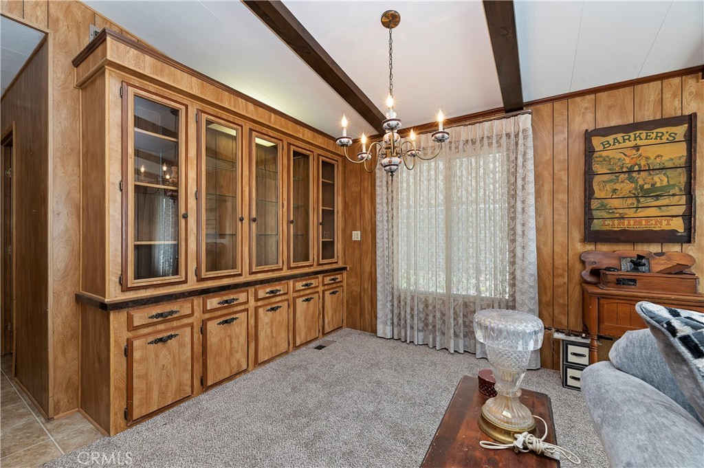 1630 Sonora Drive Hemet, CA 92543 - Photo 5 of 22 a view of a livingroom with furniture