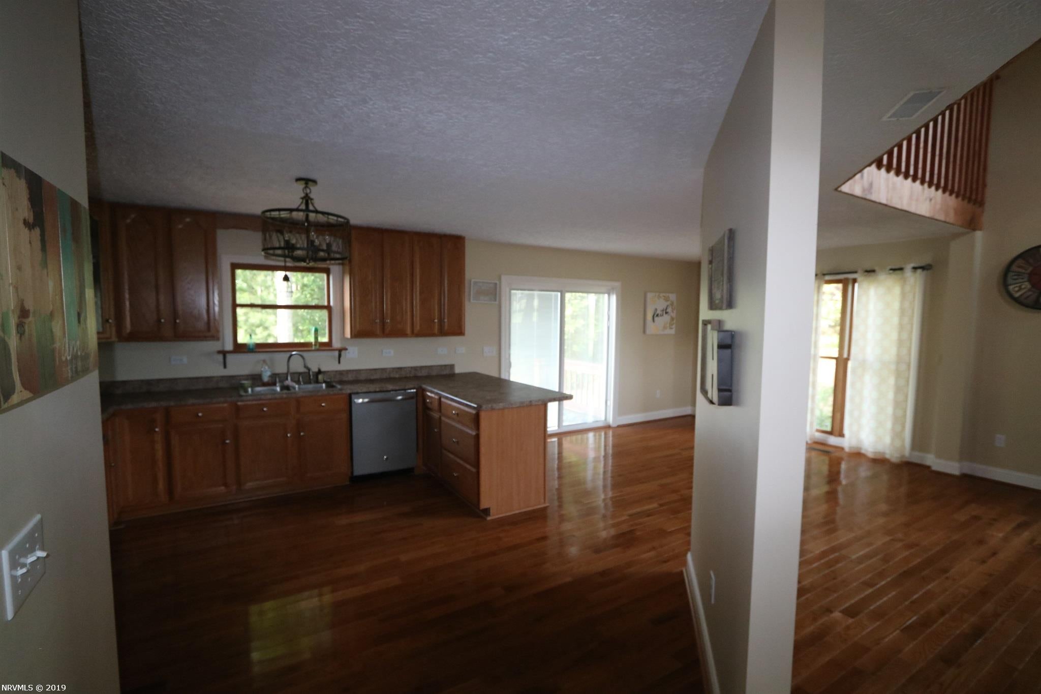 183 Midkiff Road Southeast Floyd, VA 24091 - Photo 15 of 33 Gallery Image 15
