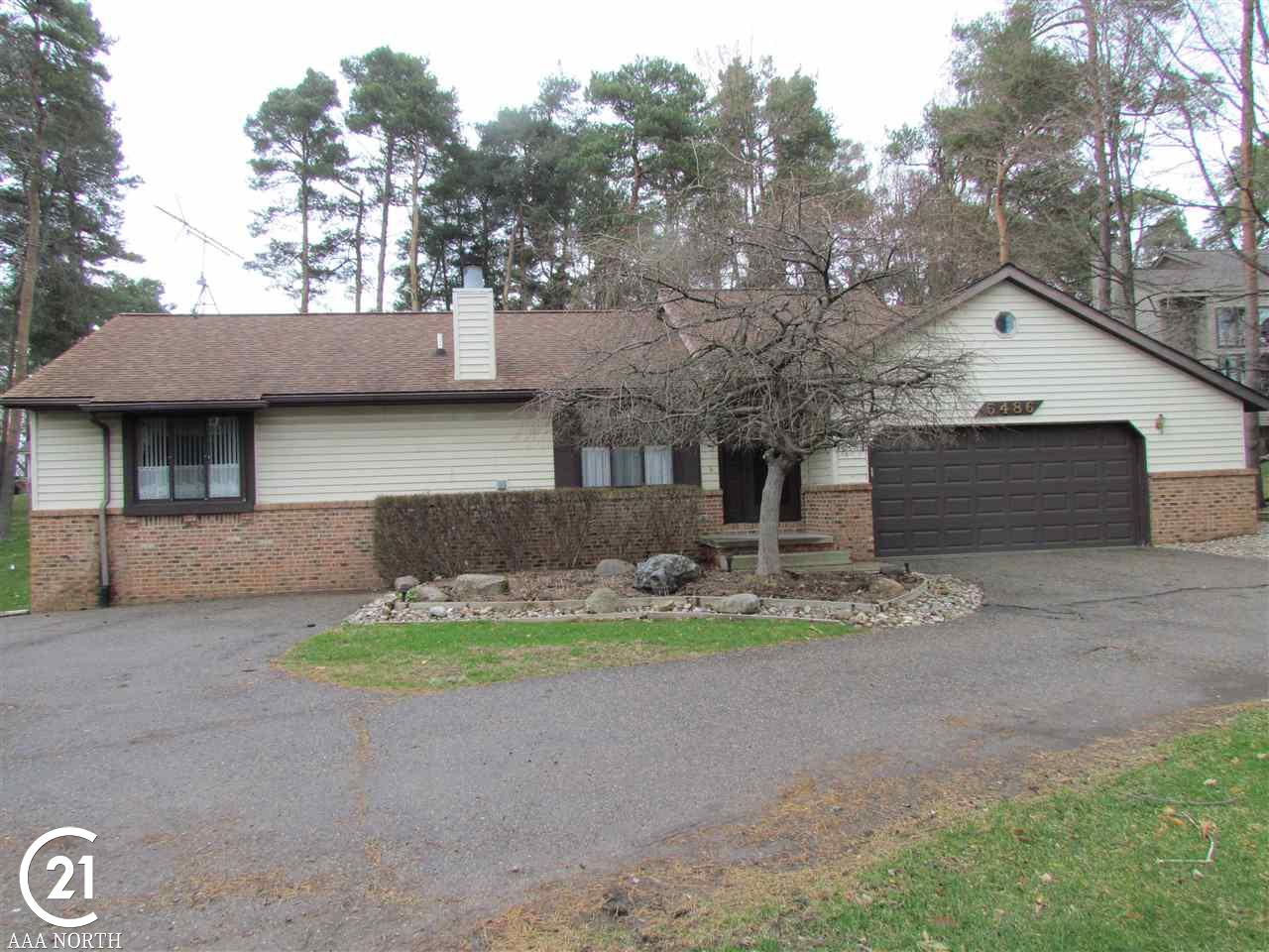 5486 Clarkston Road Clarkston, MI 48348 - Photo 3 of 31