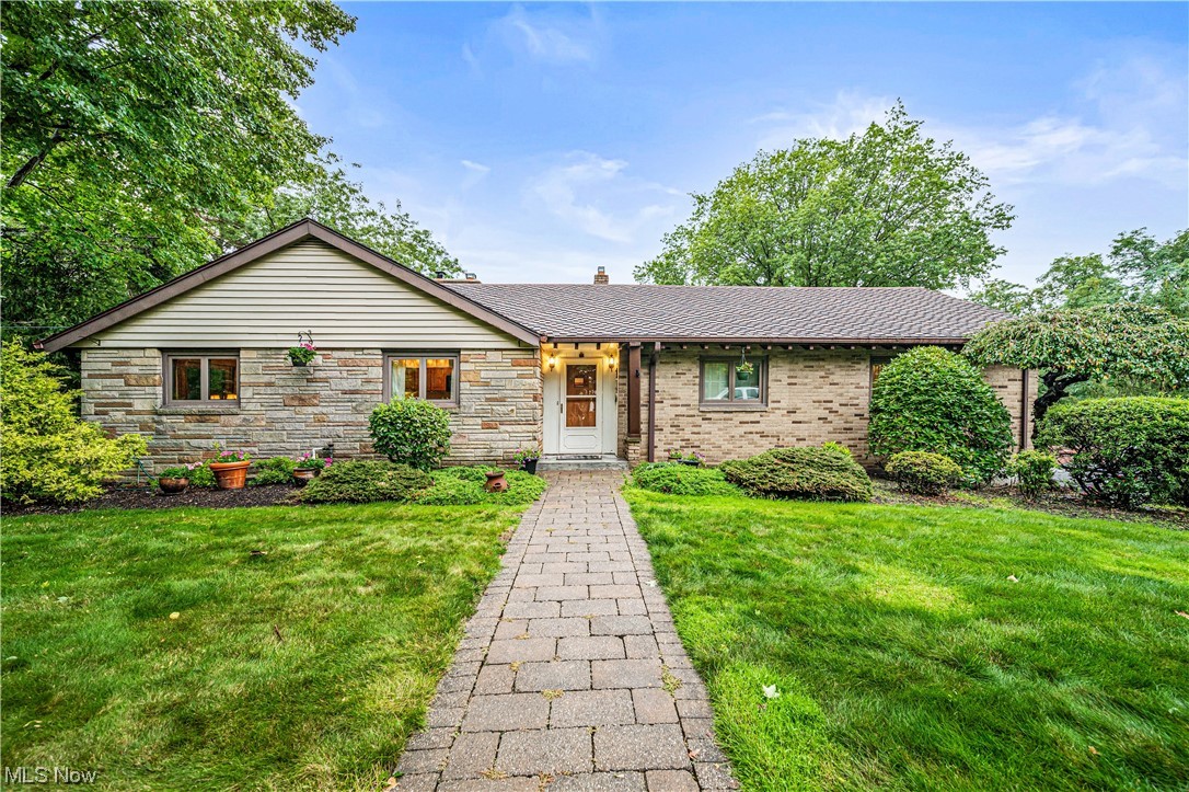 35510 Ridge Road Willoughby, OH 44094 - Photo 1 of 35 Ranch-style home featuring a front yard