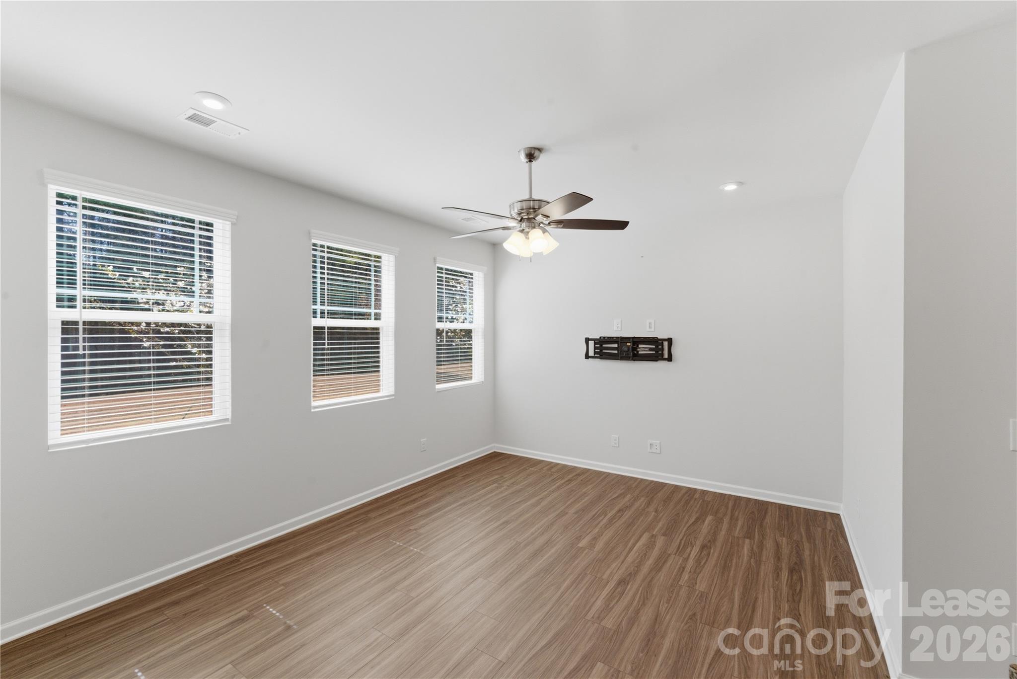 1324 Galloway Road Charlotte, NC 28262 - Photo 2 of 31