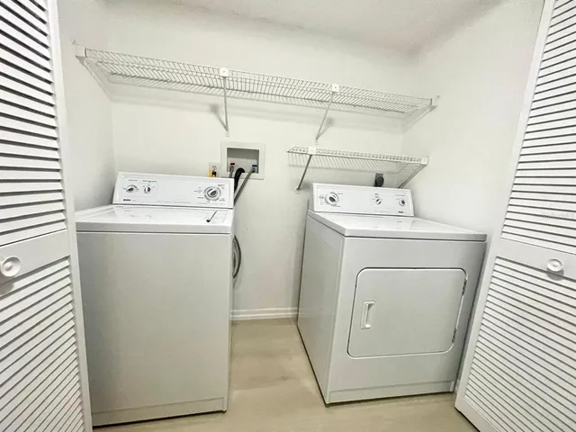 $2,000 | 2682 Sabal Springs Circle, Unit 204, Clearwater, FL 33761