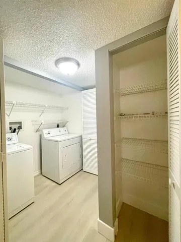 $2,000 | 2682 Sabal Springs Circle, Unit 204, Clearwater, FL 33761