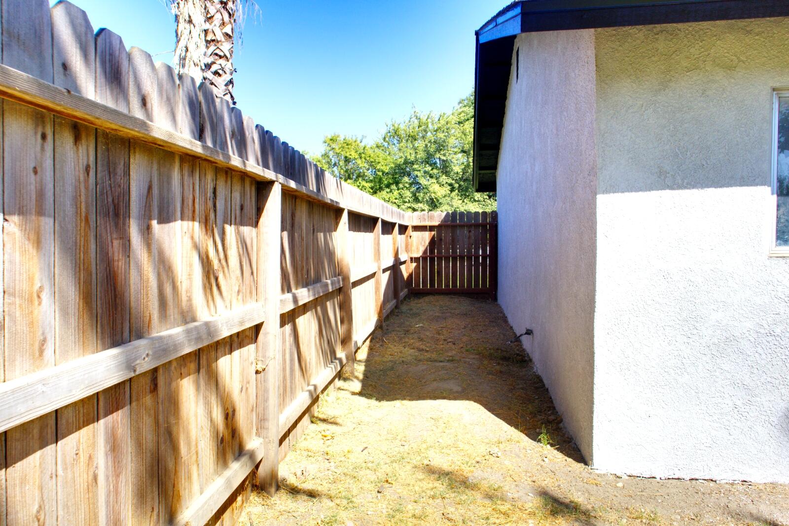 558 Perry Avenue Corcoran, CA 93212 - Photo 34 of 42 editNorth Side