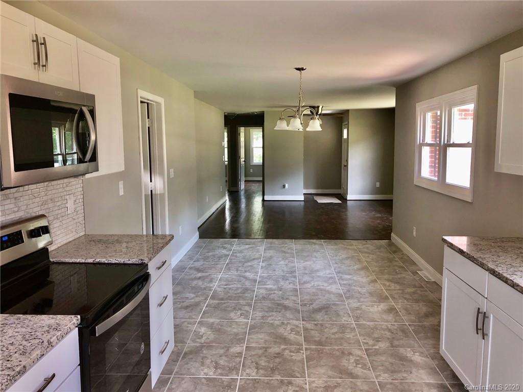 105 State Rd S-29-522 Kershaw, SC 29067 - Photo 3 of 16 Gallery Image 3