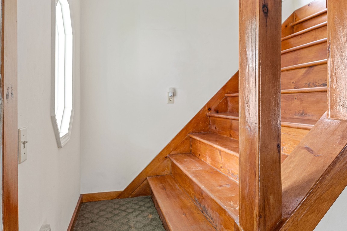 208 Castle Creek Road Binghamton, NY 13901 - Photo 21 of 48