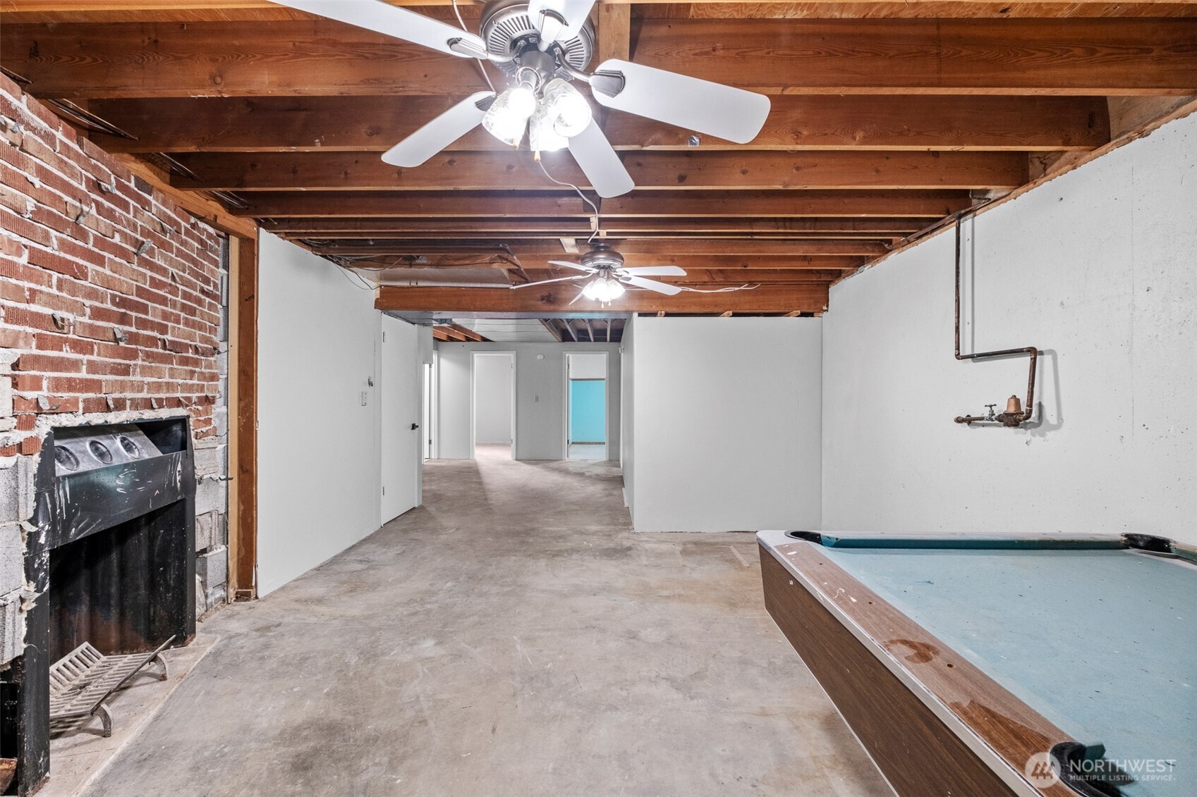 608 H Street Southeast Quincy, WA 98848 - Photo 21 of 32 a view of a room with ceiling fan