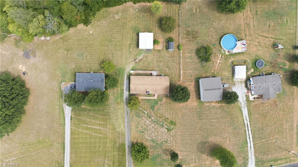 151 Christopher Road Stokesdale, NC 27357 - Photo 8 of 39 Gallery Image 8