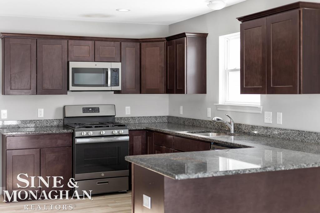 1578 River Road St. Clair, MI 48079 - Photo 8 of 37 50168940-B0126EBB-9065-411D-93DD-E8CB21CBEEBE.JPG