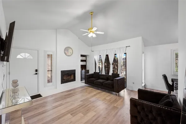 $185,000 | 3500 Tangle Brush Drive, Unit 194, Spring, TX 77381