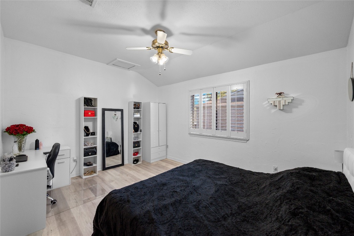 3500 Tangle Brush Drive, Unit 194 Spring, TX 77381 - Photo 9 of 19 Primary Bed