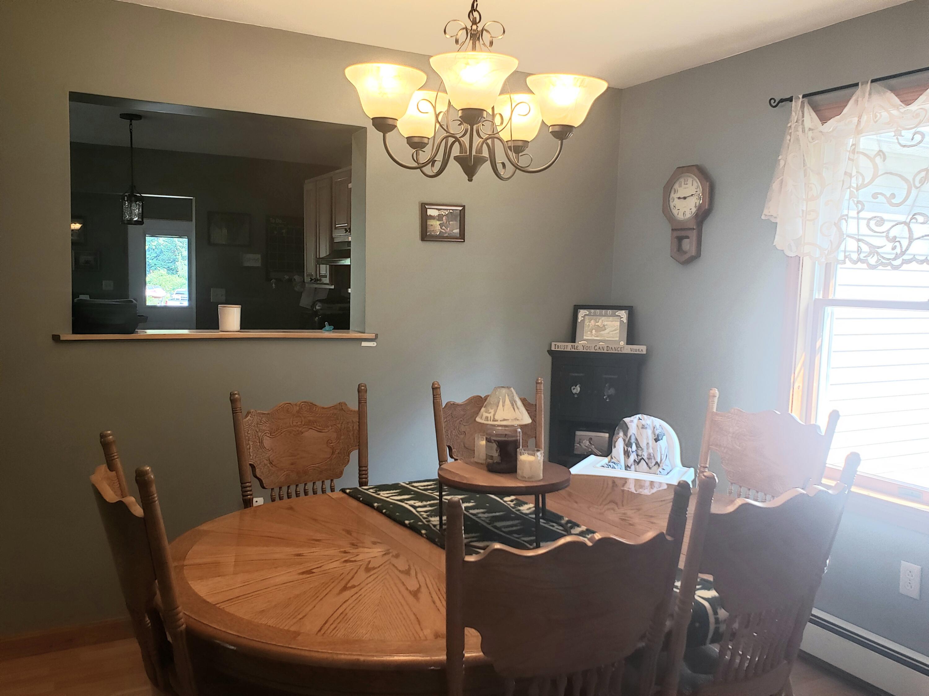 234 Academy Road Monmouth, ME 04259 - Photo 8 of 39 Dinning room