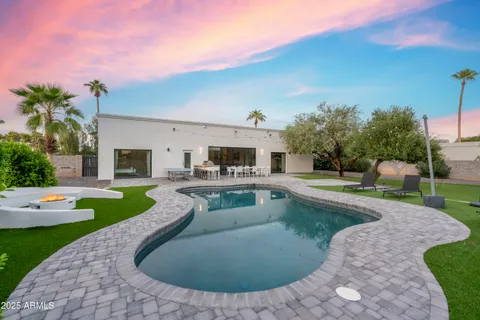 $1,999,999 | 8417 East Cactus Road, Scottsdale, AZ 85260