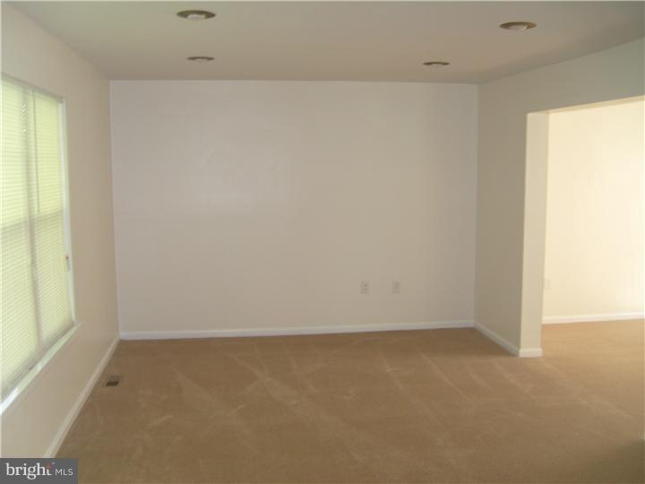 114 Pleasant Hill Road Cheltenham, PA 19012 - Photo 2 of 10 Gallery Image 2