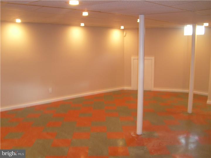 114 Pleasant Hill Road Cheltenham, PA 19012 - Photo 9 of 10 Gallery Image 9