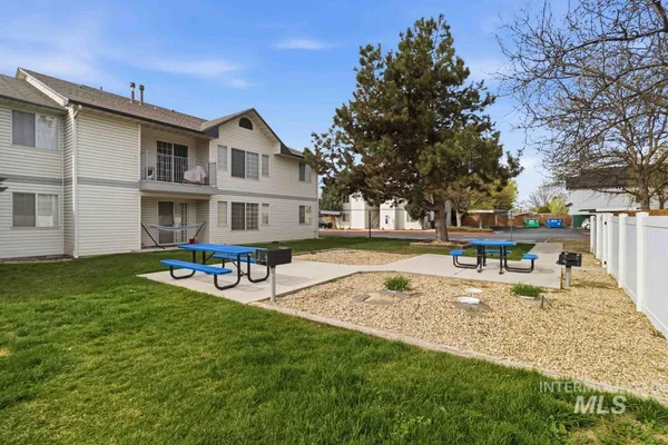 $280,000 | 2270 South Challenger Lane, Unit 202, Boise, ID 83705