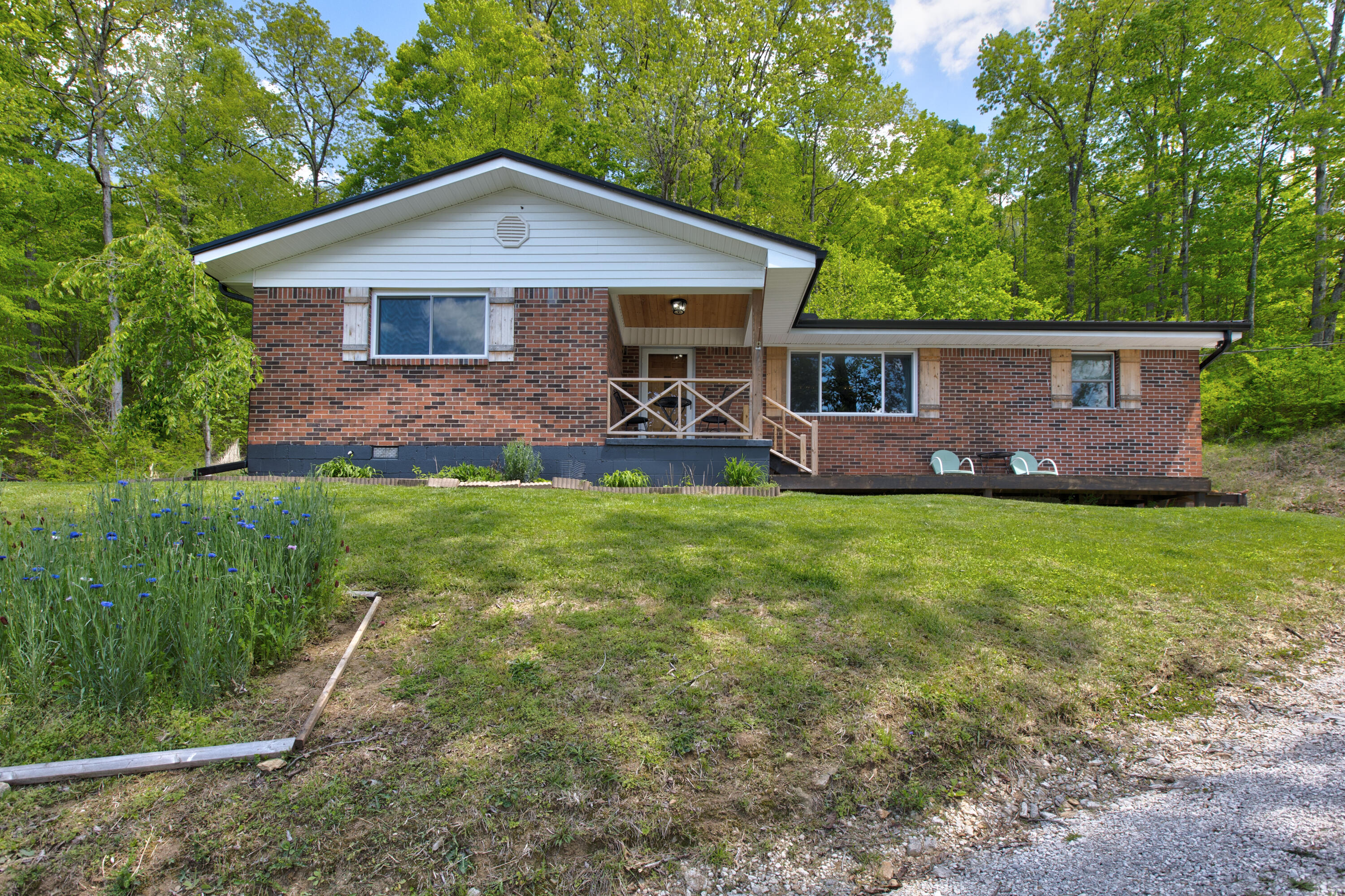 3388 North North Bend Road Stanton, KY 40380 - Photo 3 of 32 PWM23245_6_7-2