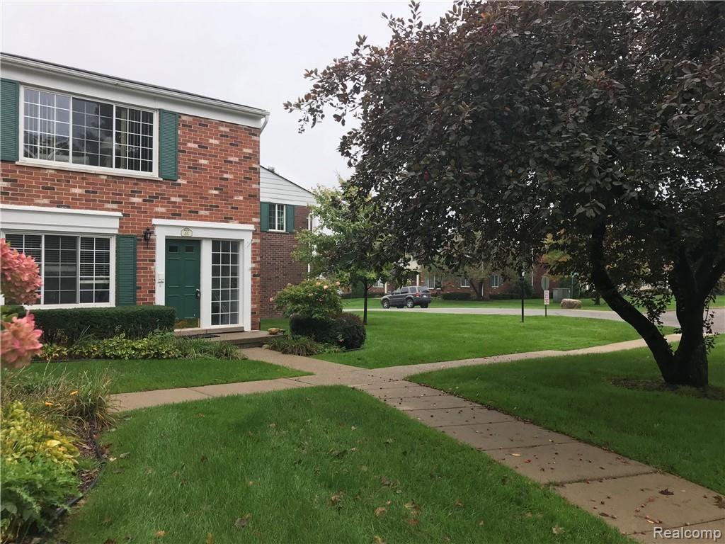 414 Miller Avenue Rochester, MI 48307 - Photo 1 of 9